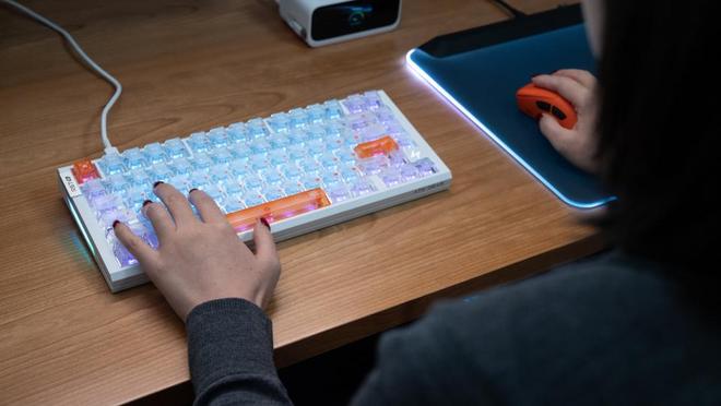 冲的电竞神器ATK RS7 Air磁轴键盘开元ky棋牌半价享受旗舰体验？低预算闭眼(图8)